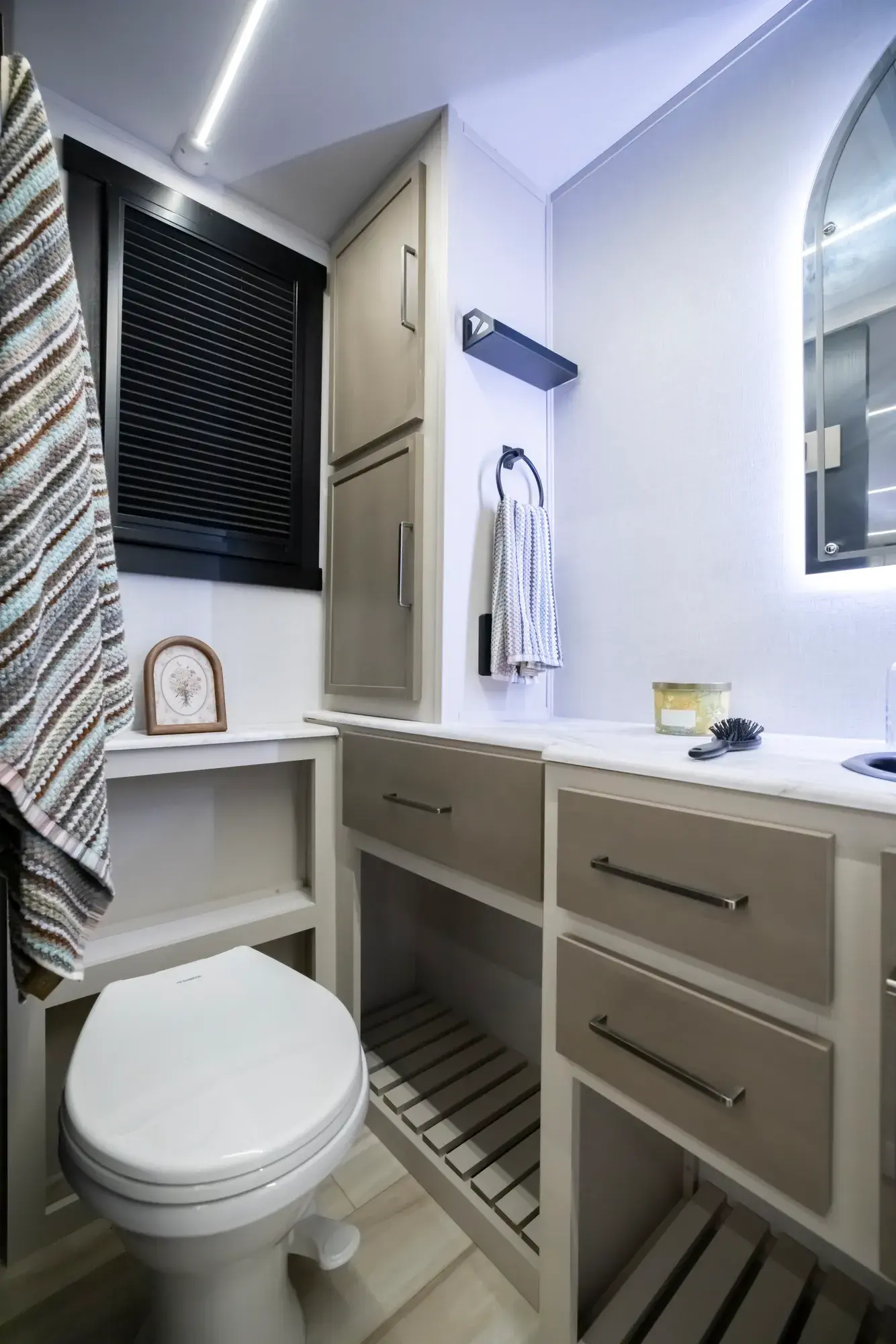 255RBHL Floorplan Gallery Image