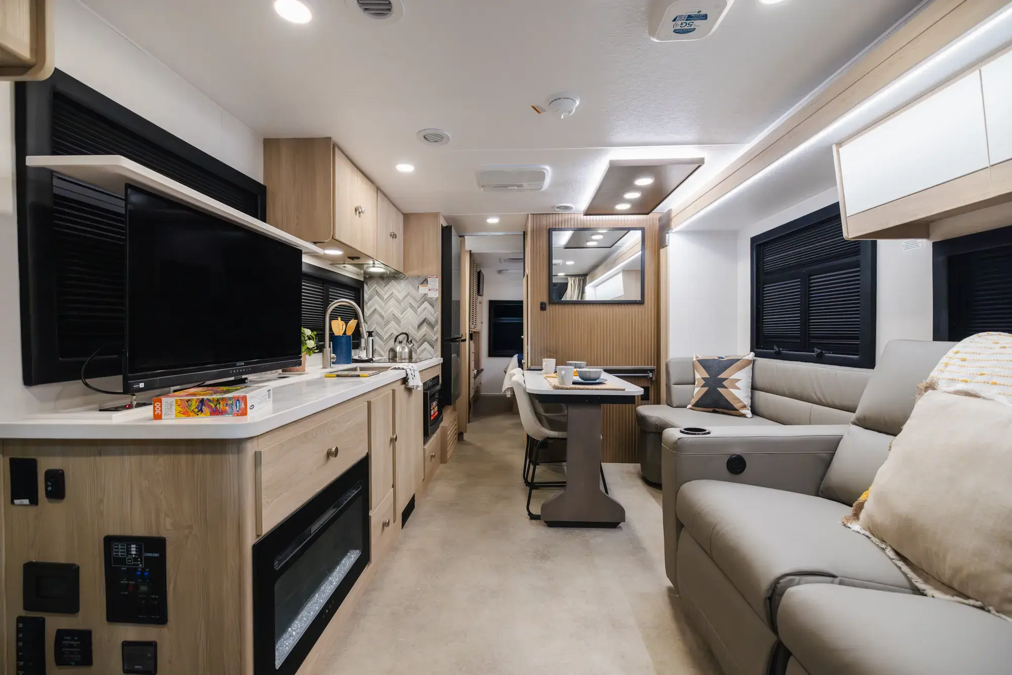 320SS Floorplan Gallery Image