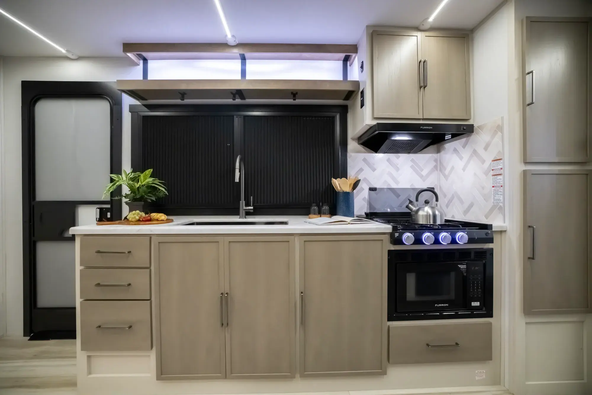 255RBHL Floorplan Gallery Image