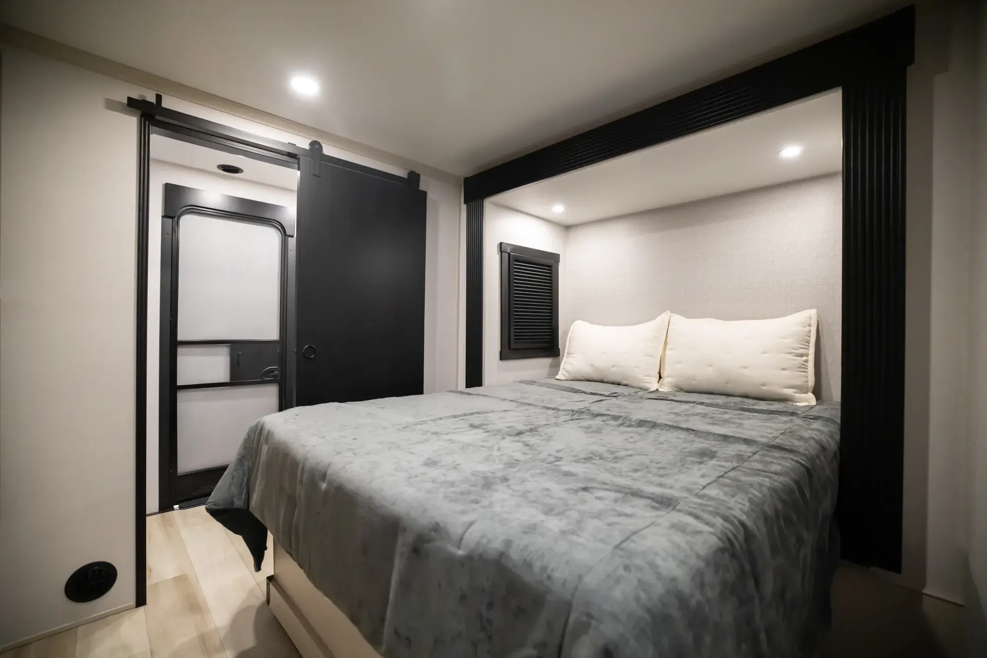 376FAM Floorplan Gallery Image