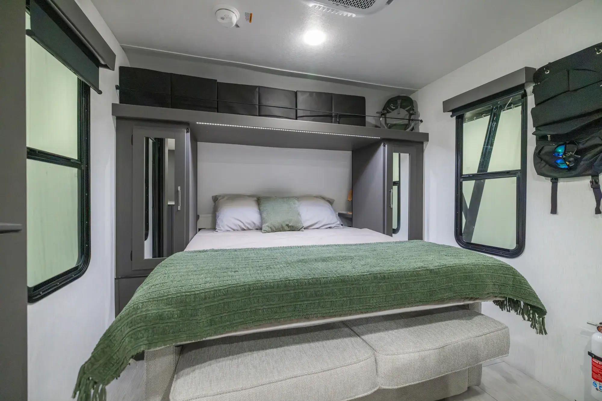 Photo d'ambiance 5 Coachmen Remote 8' Wide 228RBH 2027
