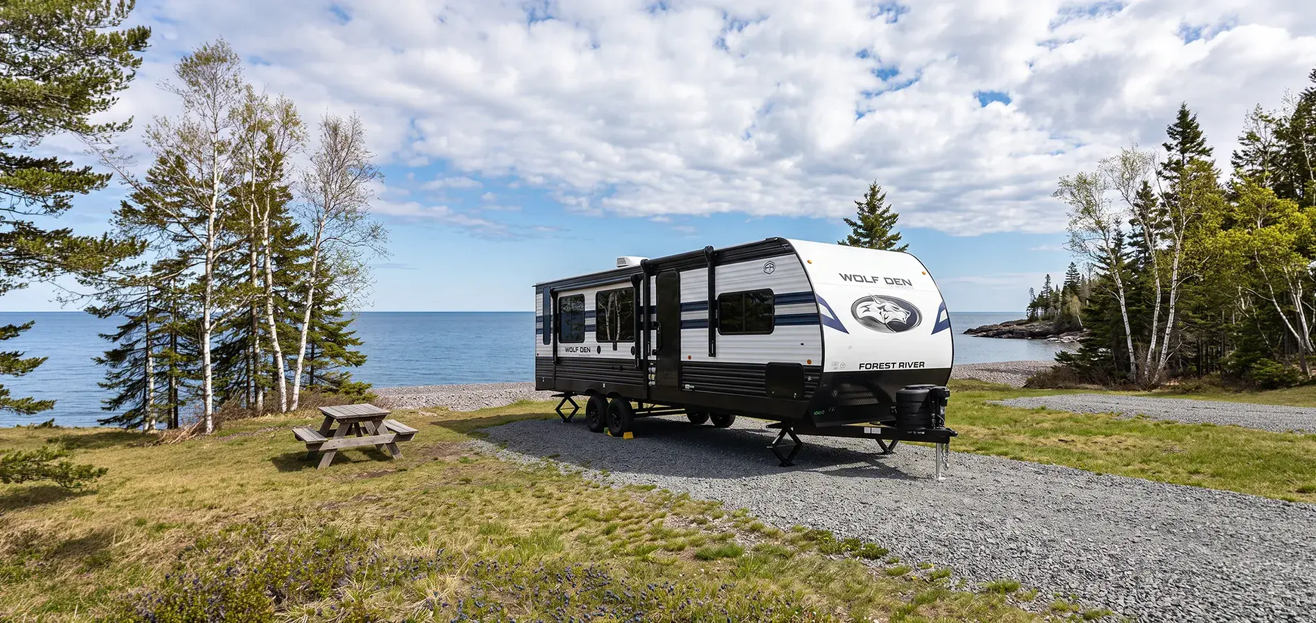 Cherokee Wolf Den RVs