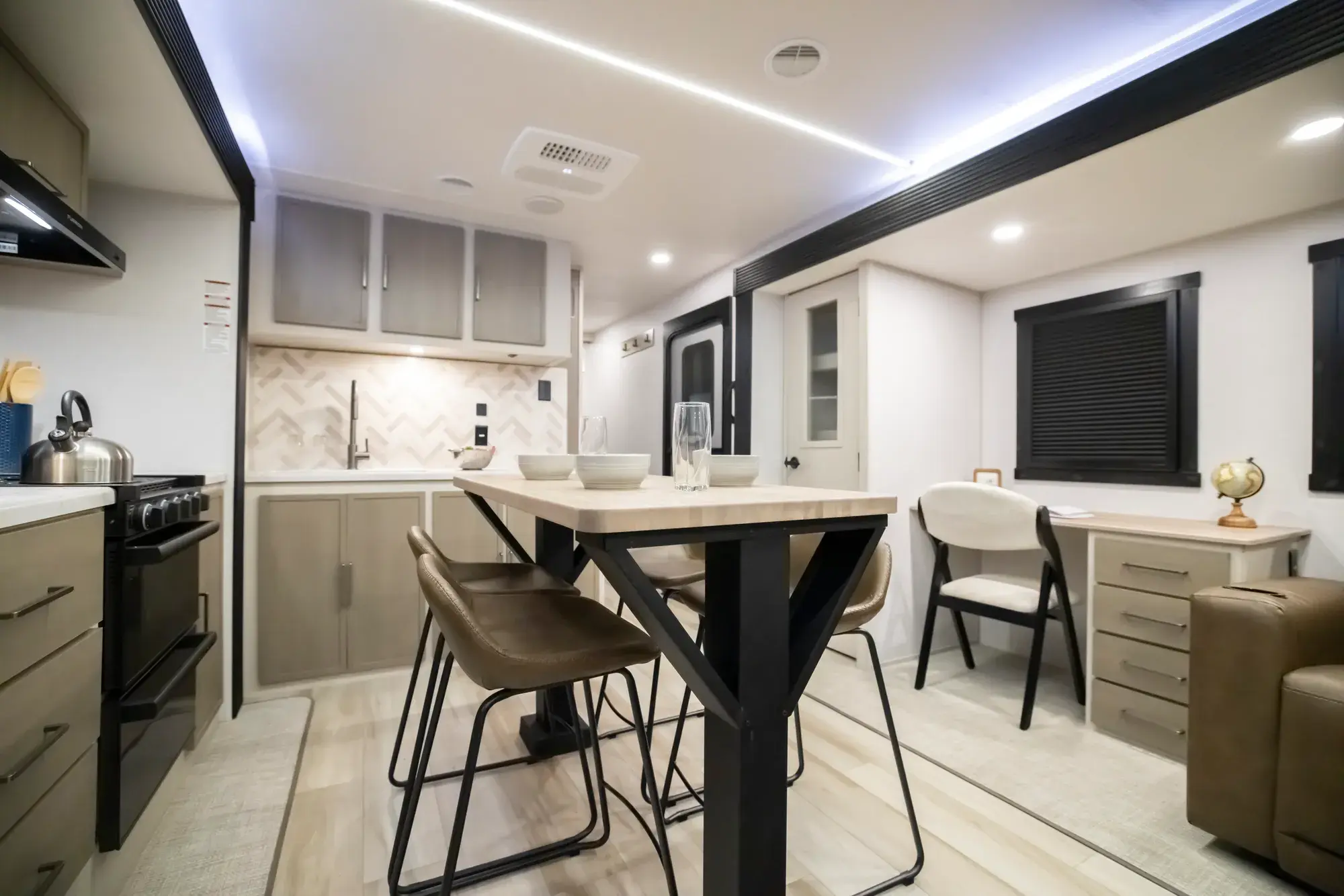 275RL Floorplan Gallery Image