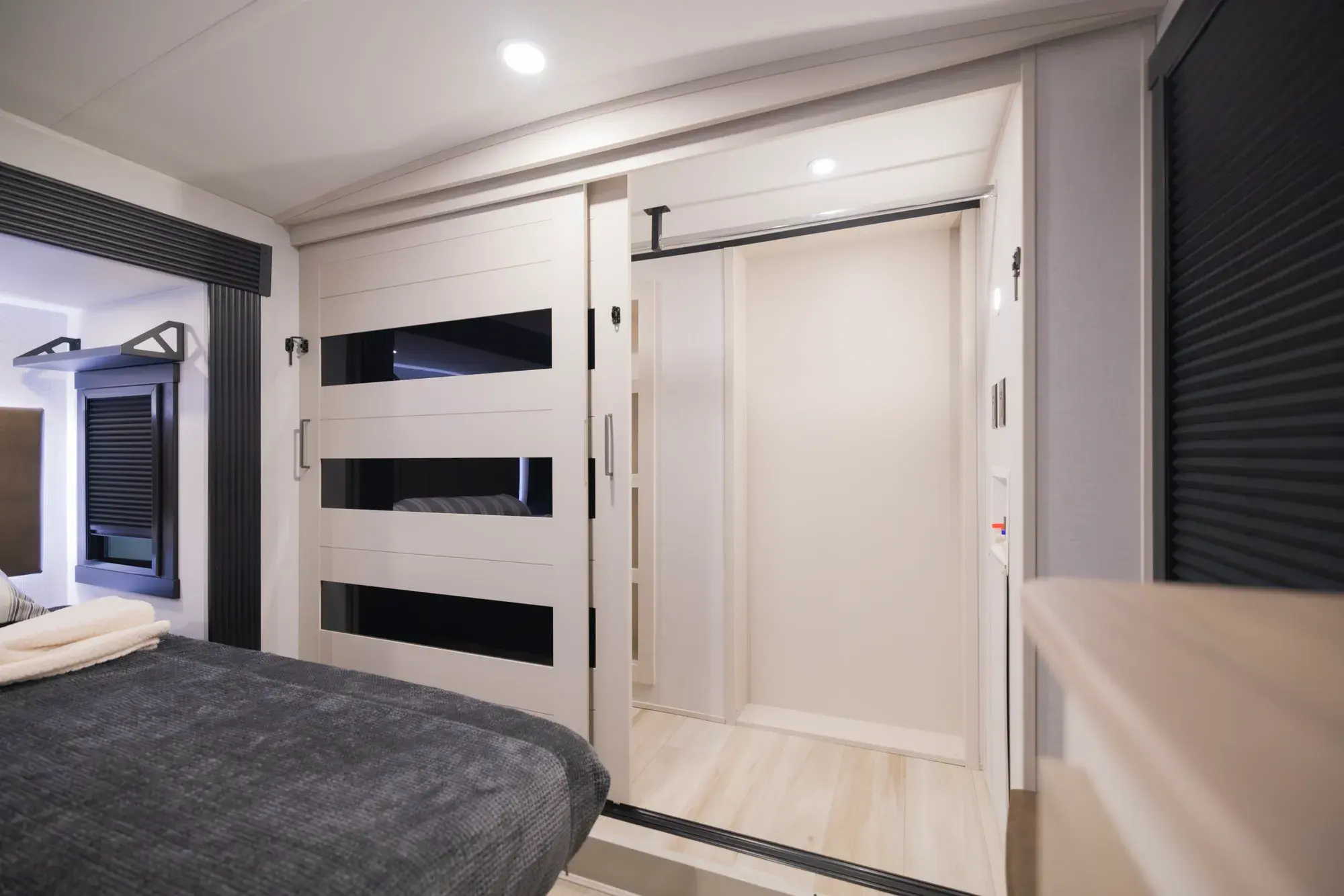 280RE Floorplan Gallery Image