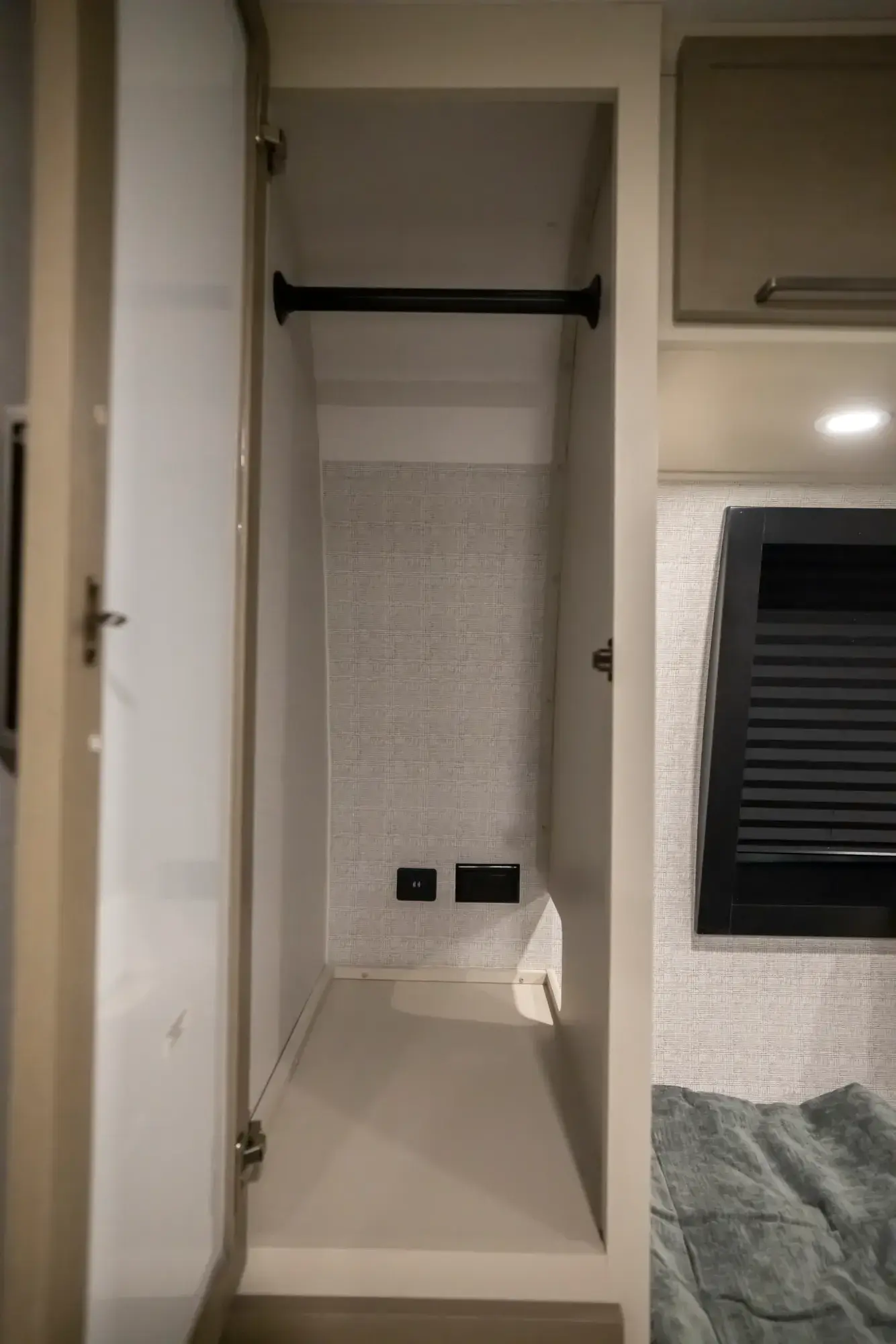 275RL Floorplan Gallery Image