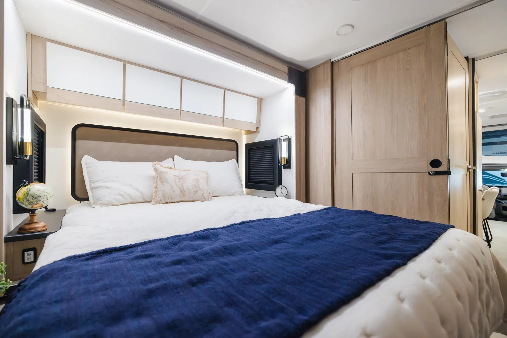 320SS Floorplan Gallery Image