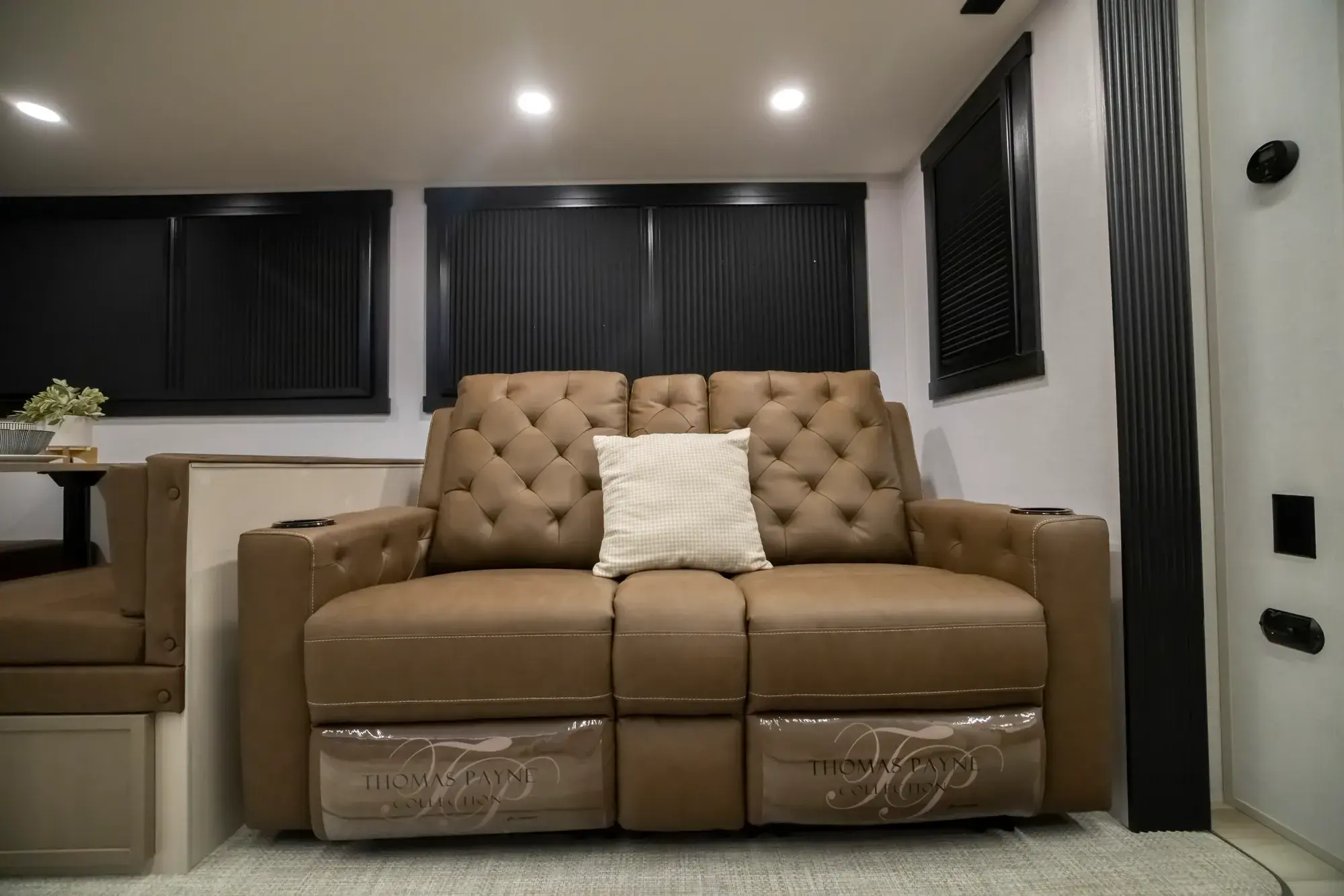 255RBHL Floorplan Gallery Image