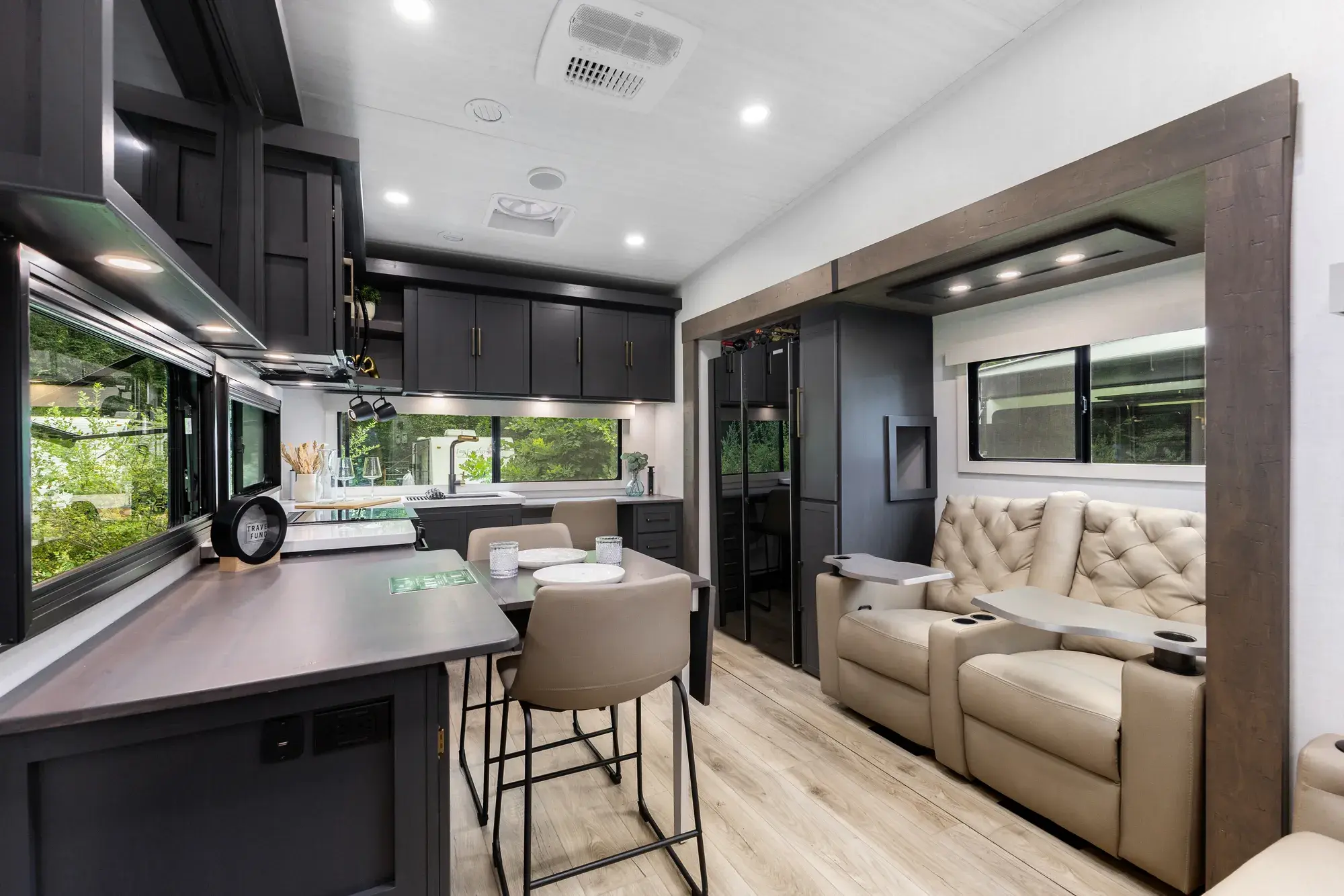 27MK Floorplan Gallery Image